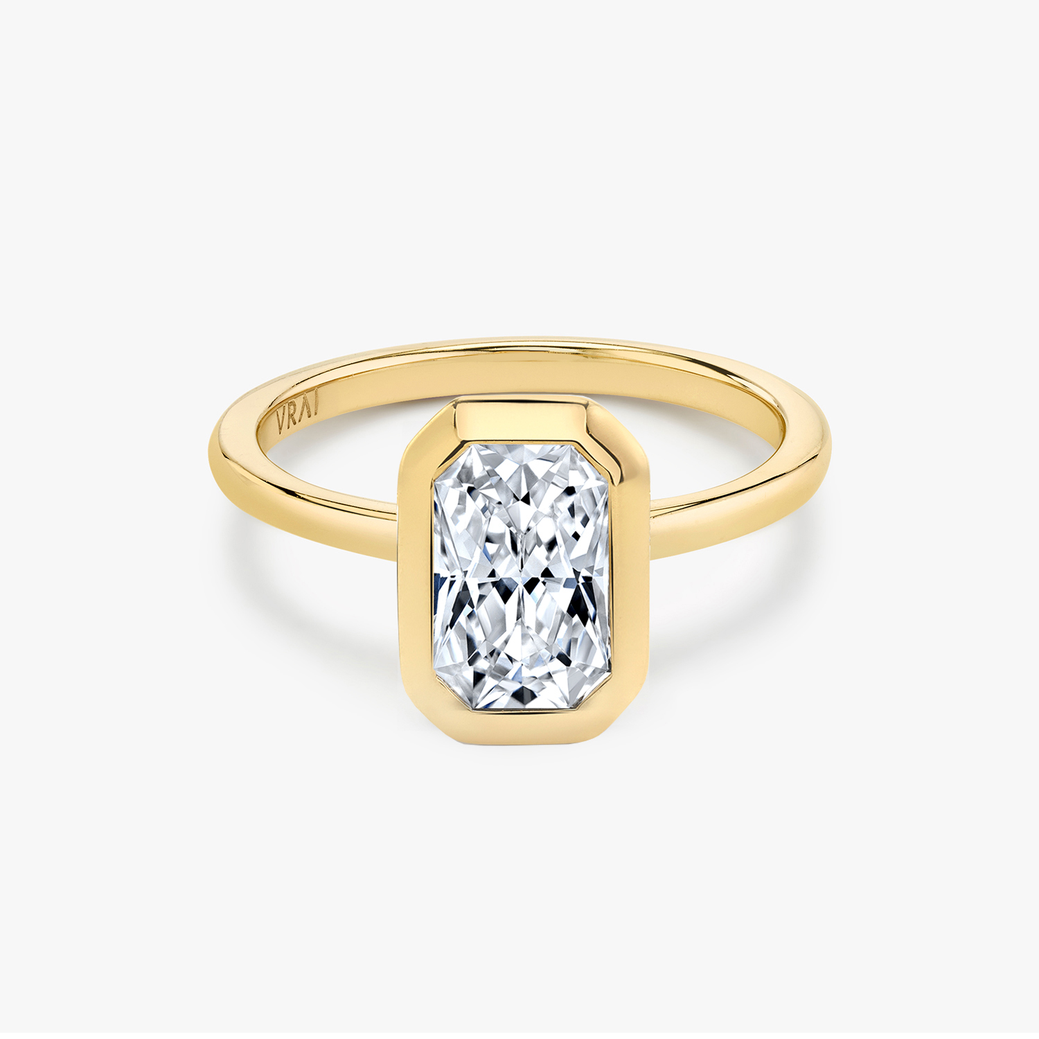 VRAI The Knife-Edge Wedding Bands | 18K Yellow Gold